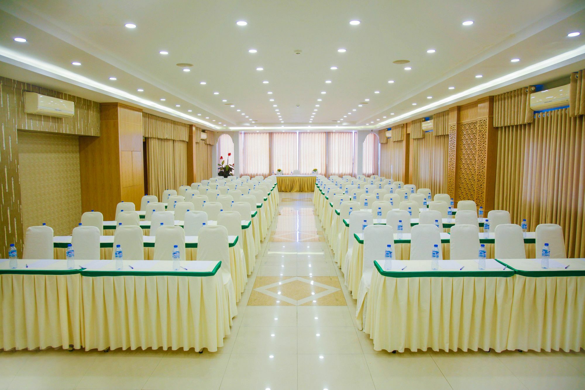 Legacy Hotel Ντα Νανγκ Εξωτερικό φωτογραφία